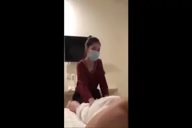 Pelayan Hotel Cantik Digenjot Brutal Di Kamar poster